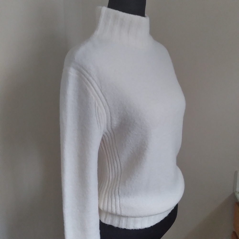 J. Crew Cream Funnel Mock‎ Neck Sweater Merino Wool Ribbed  XS Minimalist